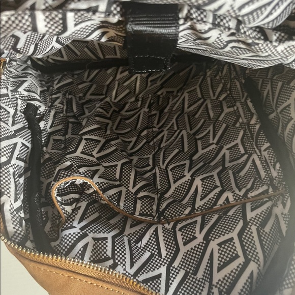 MARC NEW YORK ANDREW MARC BROWN FAUX LEATHER BACKPACK - Picture 5 of 8